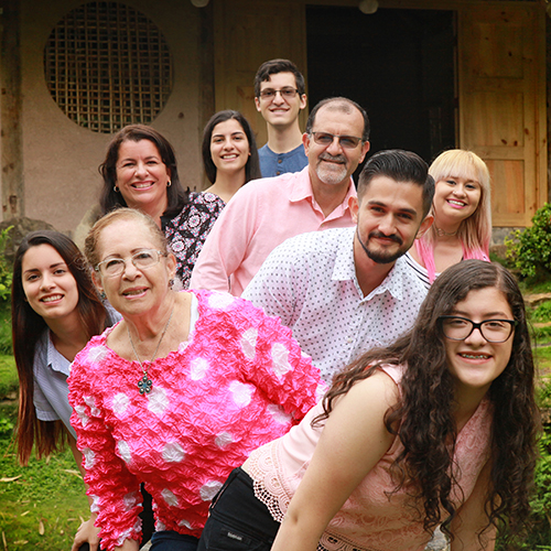 Familia Altamirano